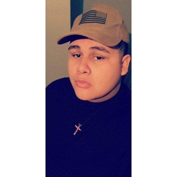 Meet your Posher, Isaac - Picture 1 of 1